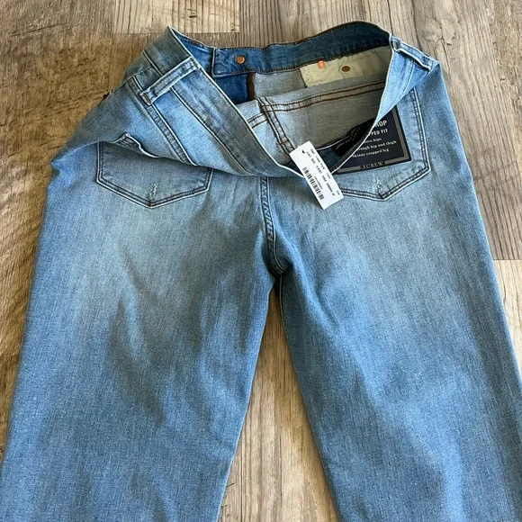 NWT J. Crew Lookout High Rise Crop Jeans. - Picture 9 of 9